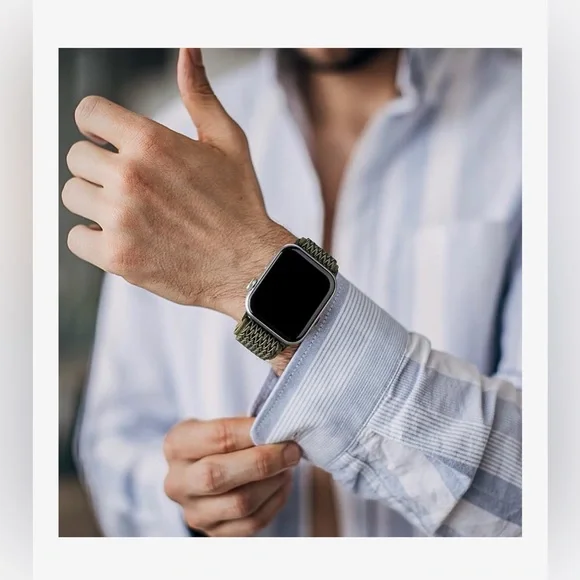 Solo Loop Army Green Watch Band with Metal Buckle - Picture 4 of 7